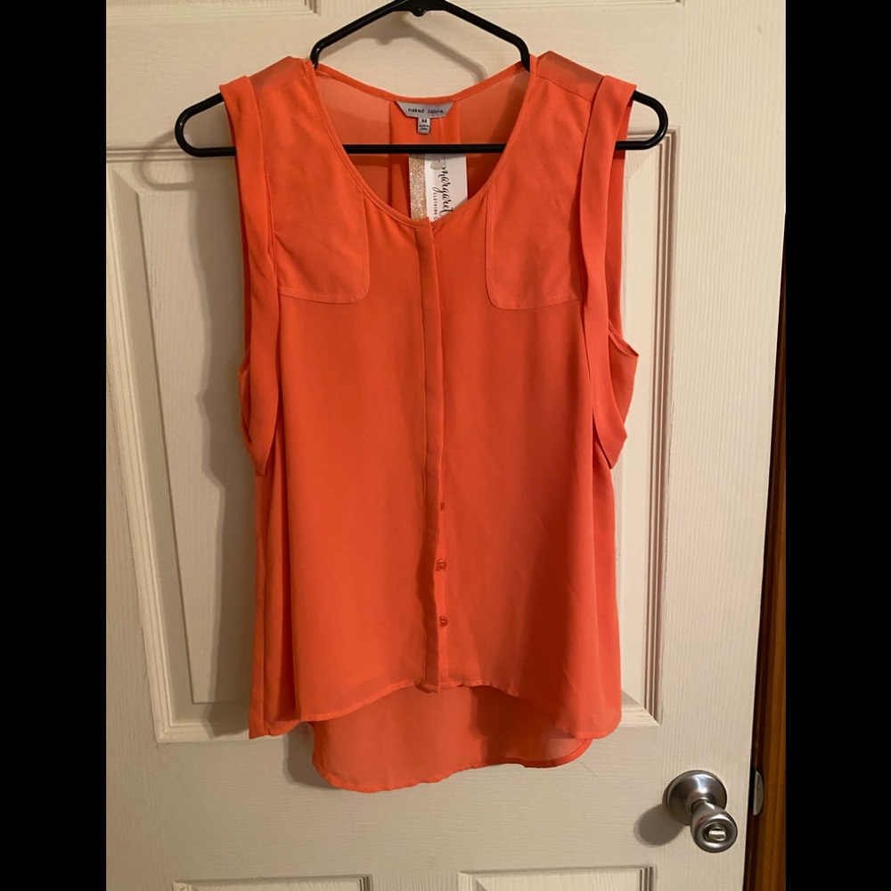Short sleeve top